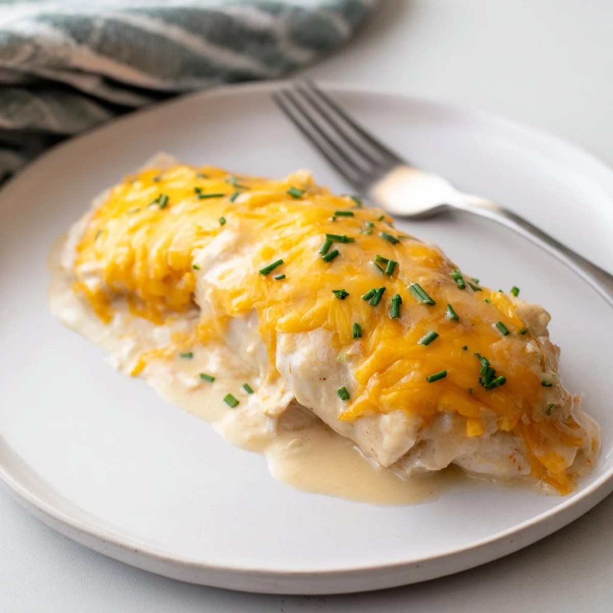 Creamy Cheddar Ranch Chicken Bake, a comforting dish for weeknight family dinners.
