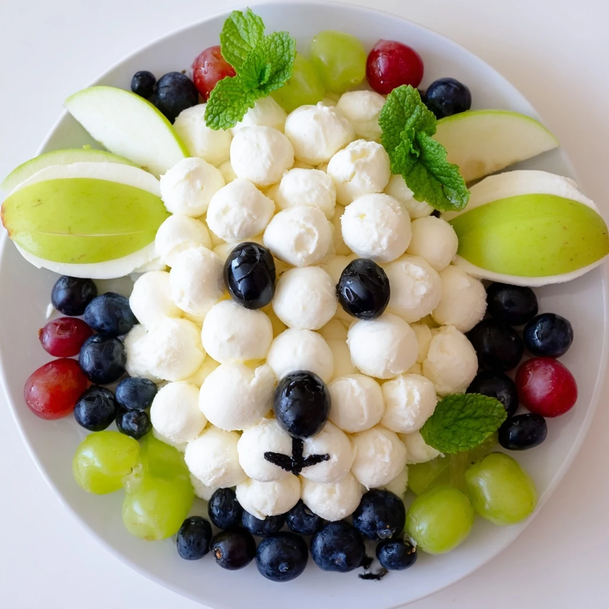 Lamb Face Fruit Cheese